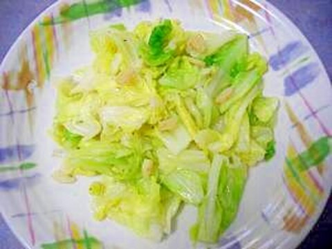 新キャベツのニンニク炒め♪超簡単スピード料理☆